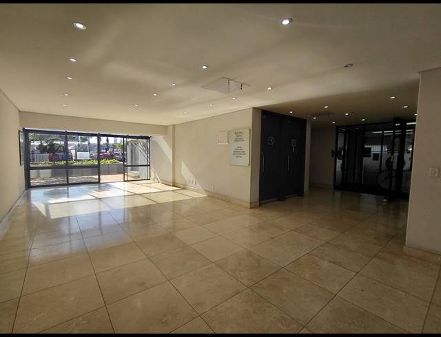 90M² OFFICE TO LET IN BRYANSTON